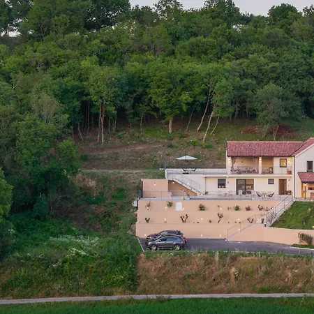 Twin Lakes Villa Hrvace